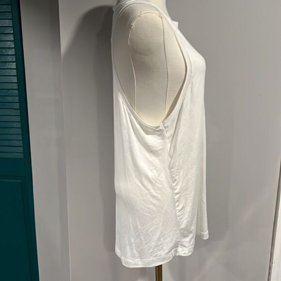 MONO B NWT raw edge flow tank white small - Picture 4 of 8